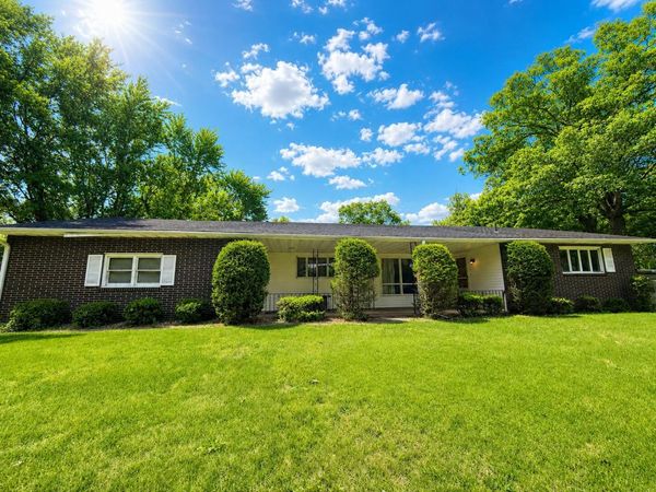 1850 W 53rd Avenue , Merrillville, IN 46410
