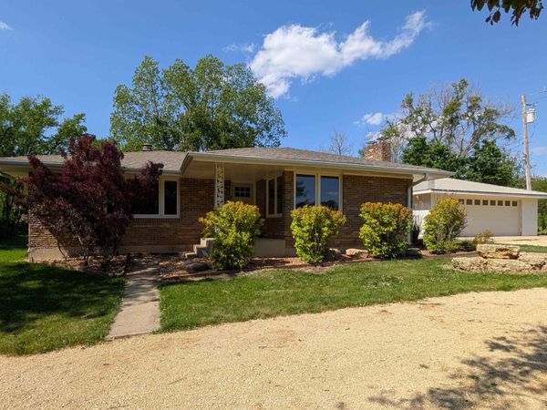 13835 Saunders Road, PECATONICA, IL 61063