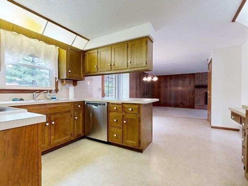 2254 Saratoga Court , Mansfield, OH 44904 Photo 9