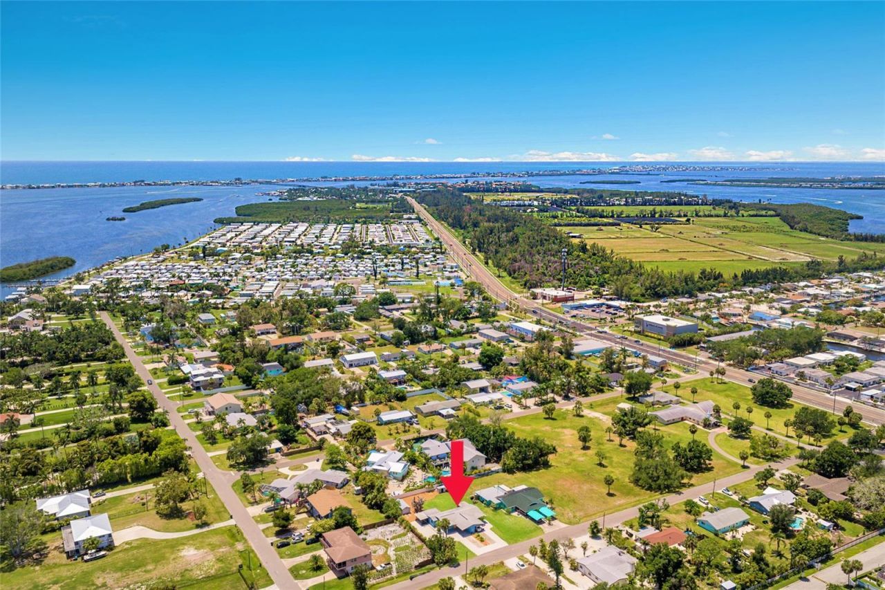 4512 99th Street W, Bradenton, FL 34210 Photo