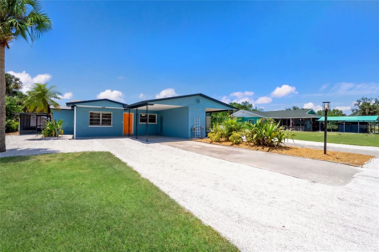 4512 99th Street W, Bradenton, FL 34210 Photo