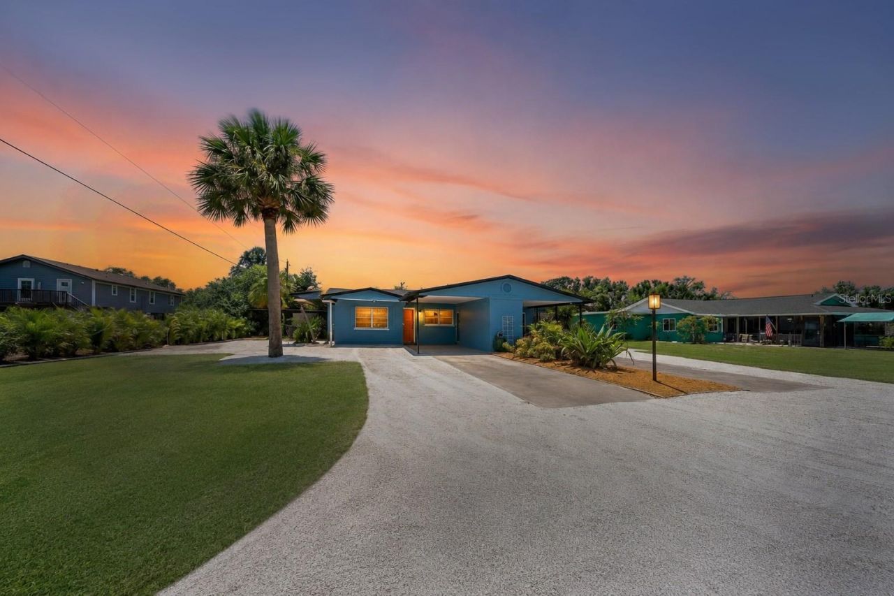 4512 99th Street W, Bradenton, FL 34210 Photo