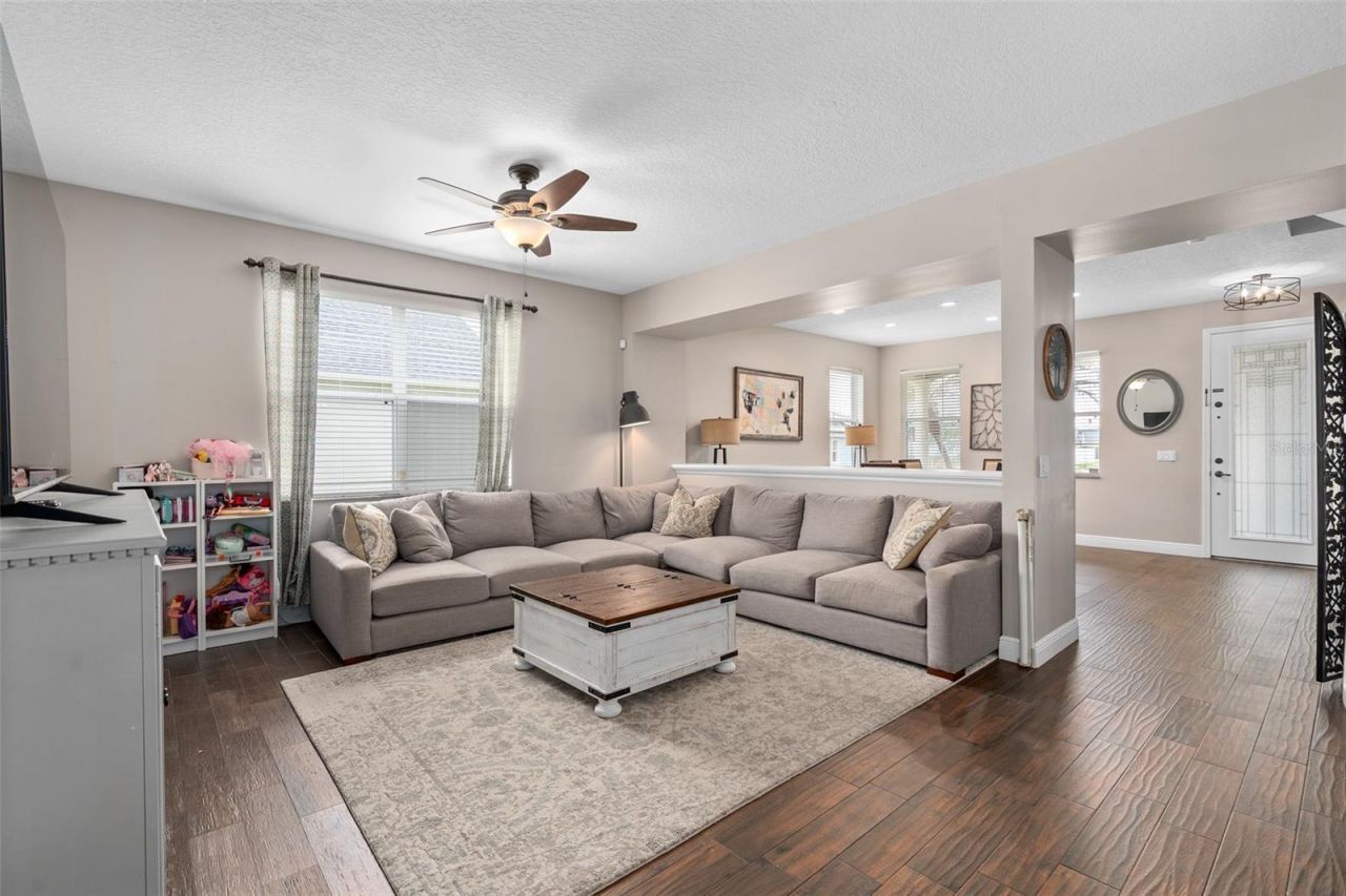 2438 Wild Tamarind Boulevard , Orlando, FL 32828 Photo