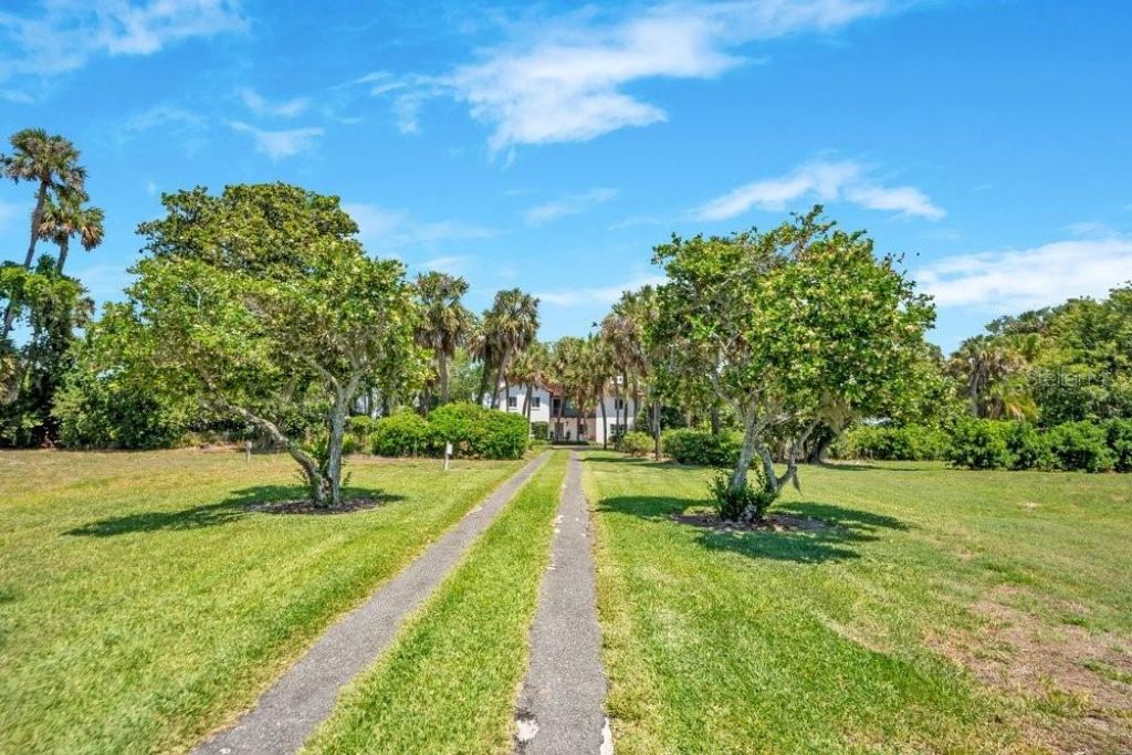 14365 SE Highway 42, Weirsdale, FL 32195 Photo