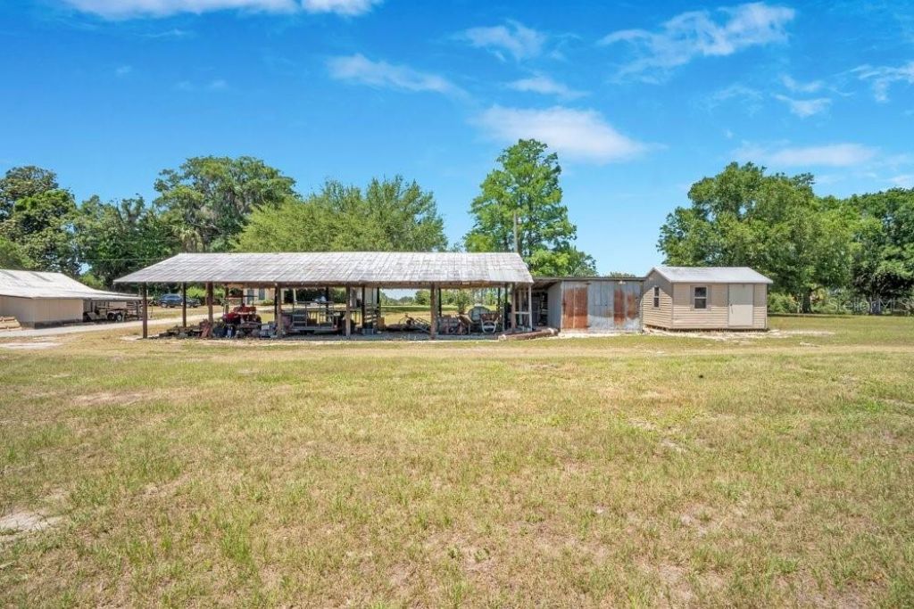 14365 SE Highway 42, Weirsdale, FL 32195 Photo