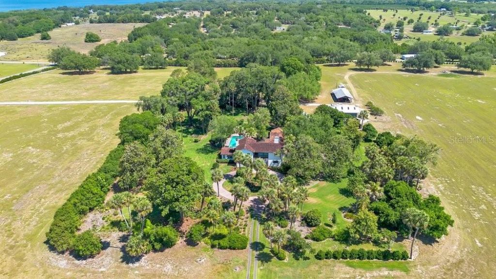14365 SE Highway 42, Weirsdale, FL 32195 Photo