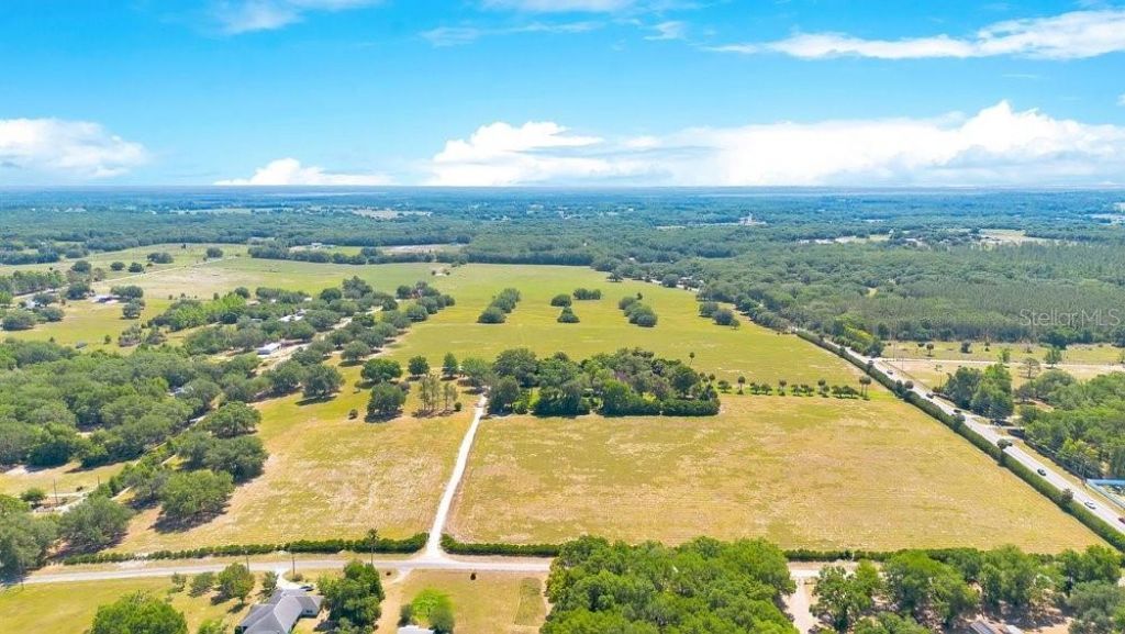 14365 SE Highway 42, Weirsdale, FL 32195 Photo