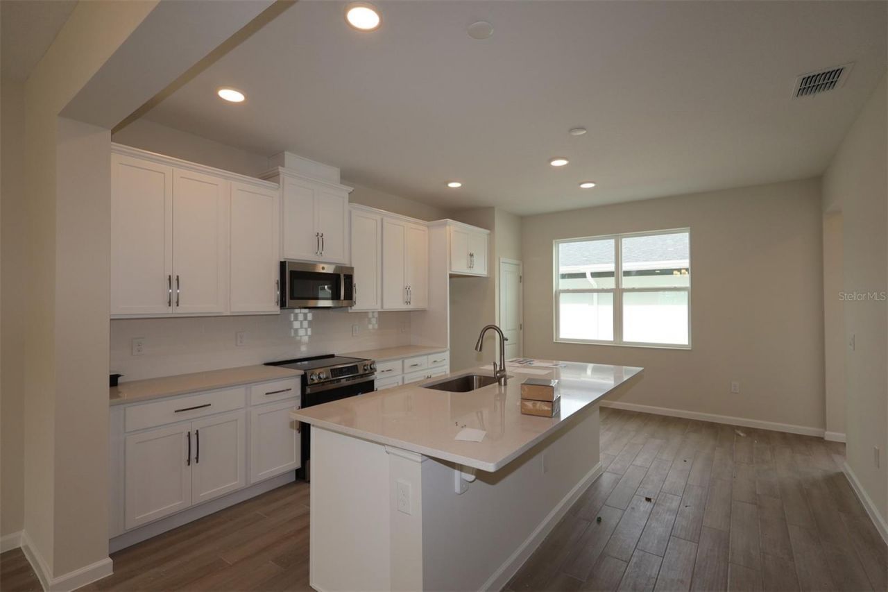 1346 Mount Royal Drive , Saint Cloud, FL 34771 Photo