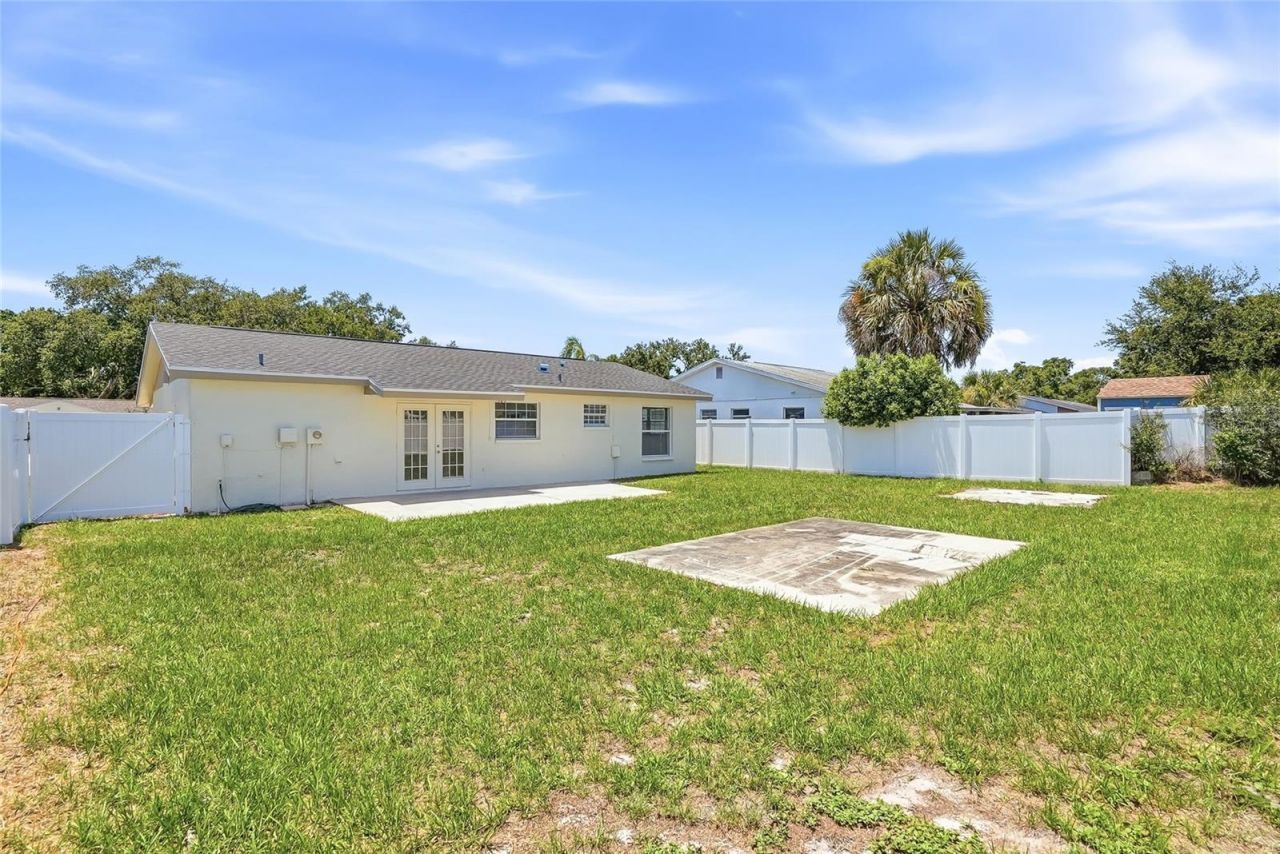 2603 Mary Sue Street Sw, Largo, FL 33774 Photo
