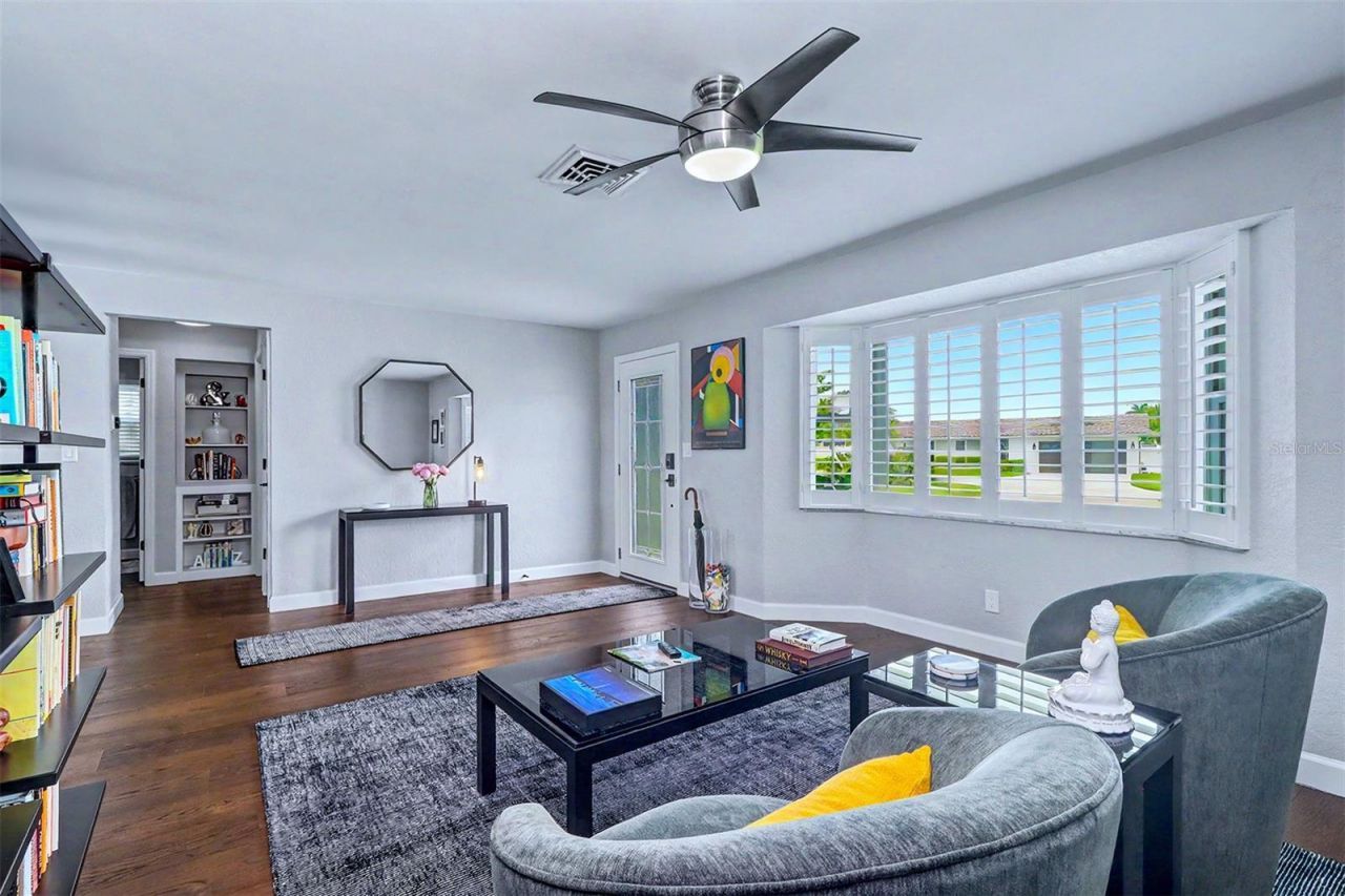11624 Grove Street , Seminole, FL 33772 Photo