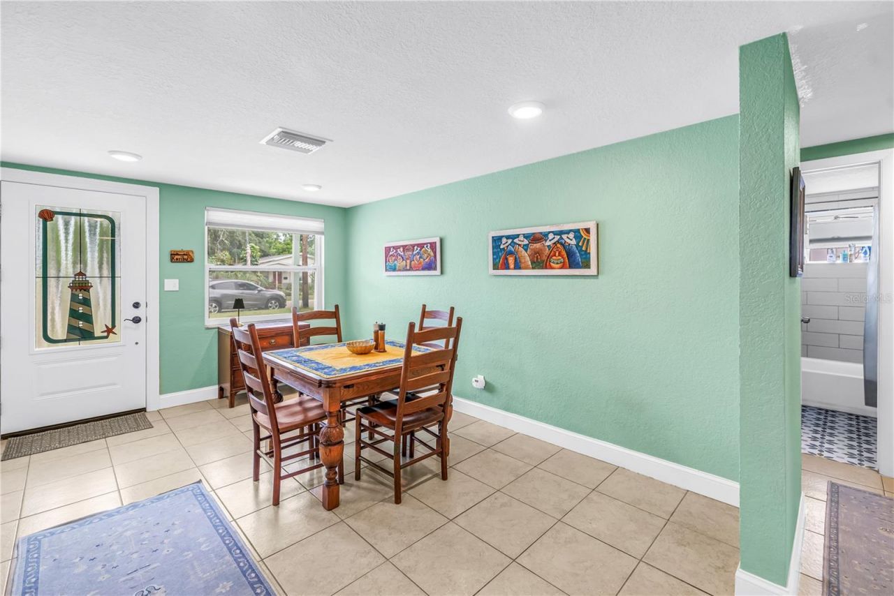 543 72nd Ave N, Saint Petersburg, FL 33702 Photo