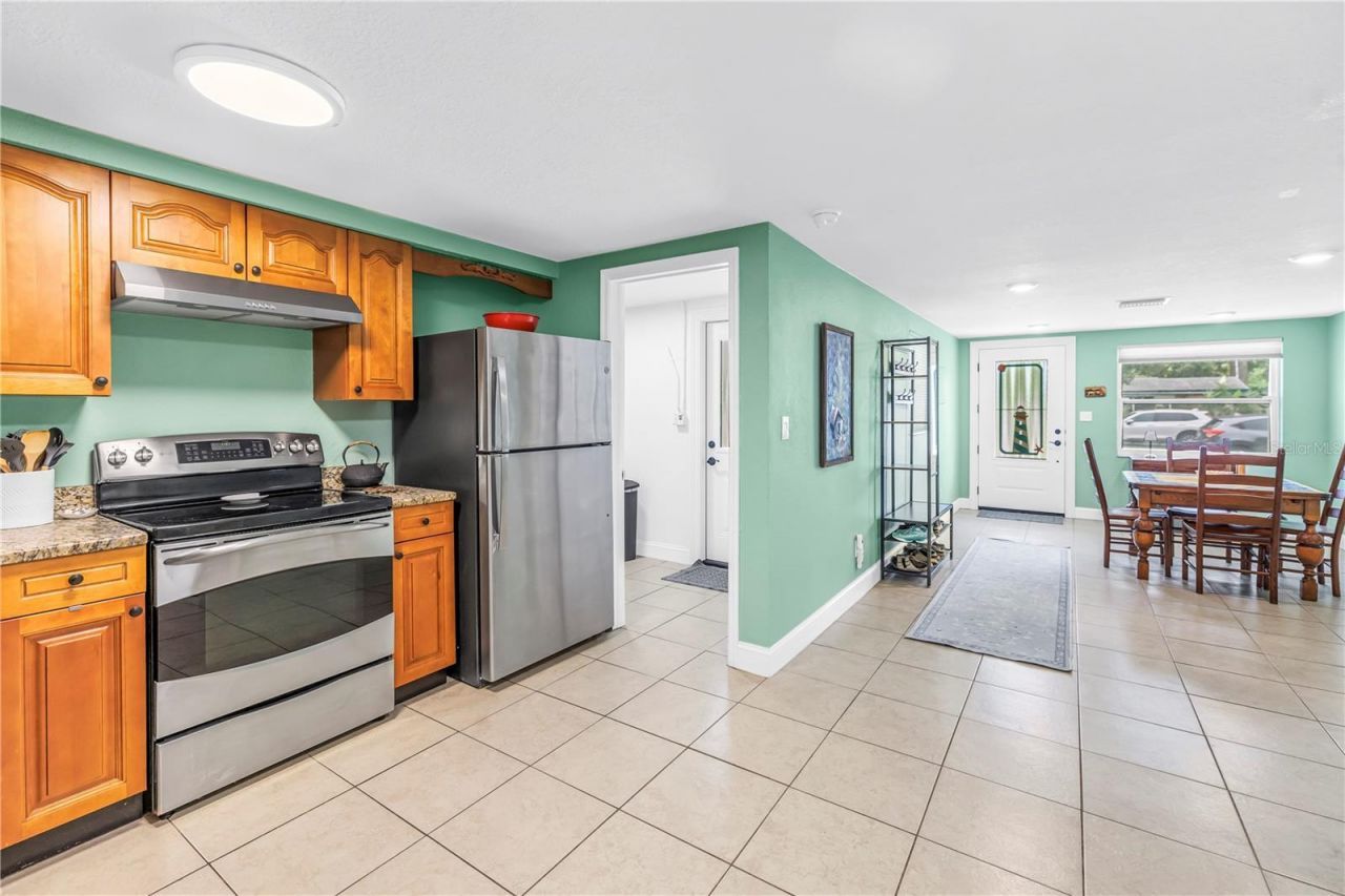 543 72nd Ave N, Saint Petersburg, FL 33702 Photo