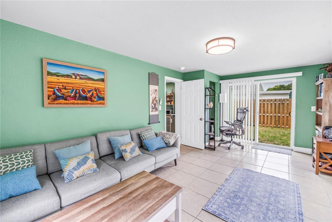 543 72nd Ave N, Saint Petersburg, FL 33702 Photo