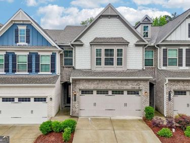 1939 Lanier Harbor Point, Buford, GA 30518