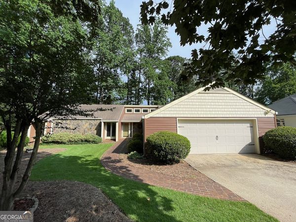 323 Larkspur Turn, Peachtree City, GA 30269