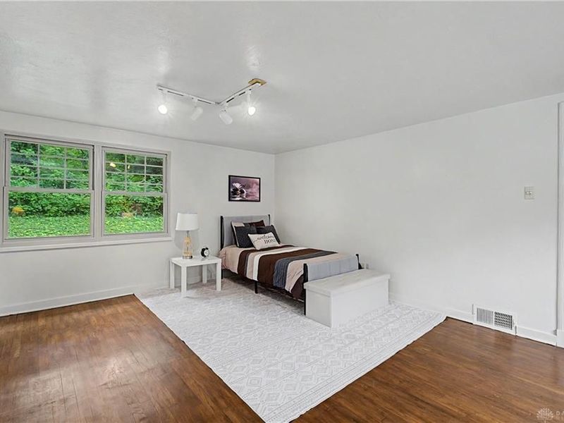 450 Thornhill Road, Oakwood, OH 45419 Photo 42