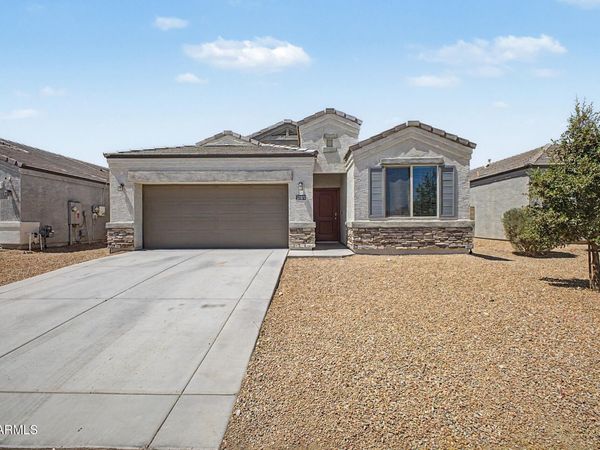 31070 W WHITTON Avenue, Buckeye, AZ 85396
