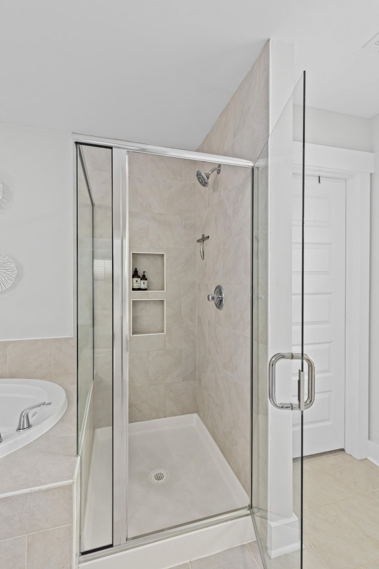 101 Seaton Street Photo 38