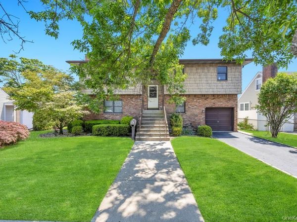 1840 Maurice Avenue, East Meadow, NY 11554