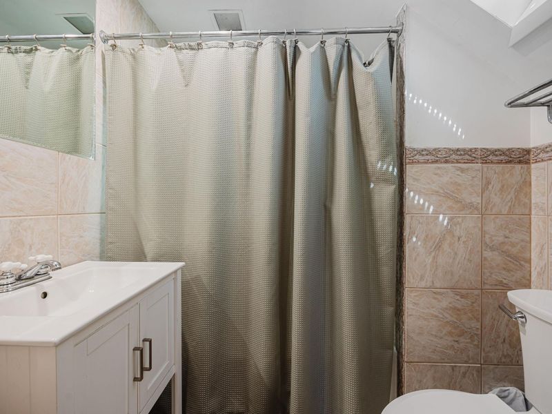 46 W Tompkins Street, Columbus, OH 43202 Photo 30