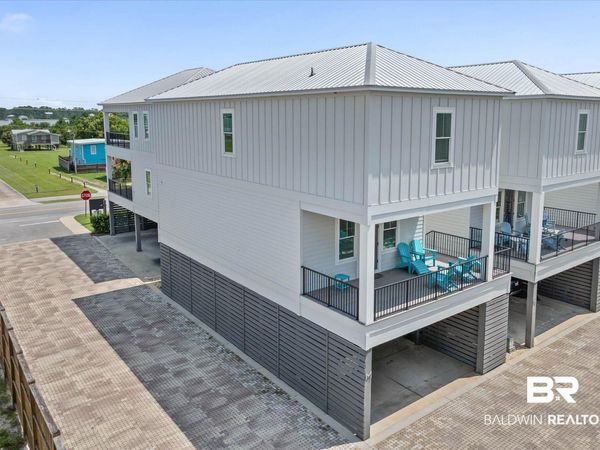 115 W 10th Street, Unit M, Gulf Shores, AL 36545