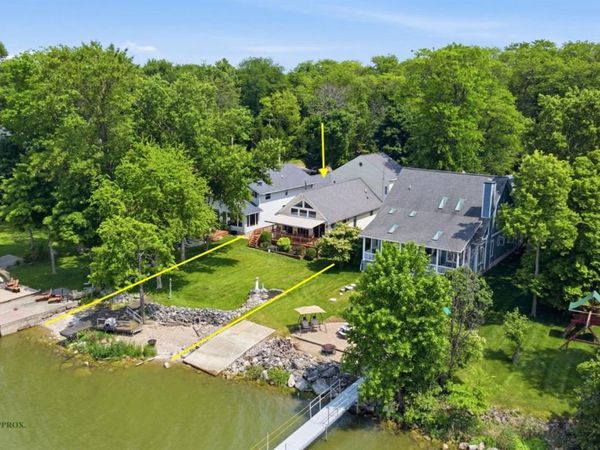 3594 S Memorial Shoreway Drive, Marblehead, OH 43440