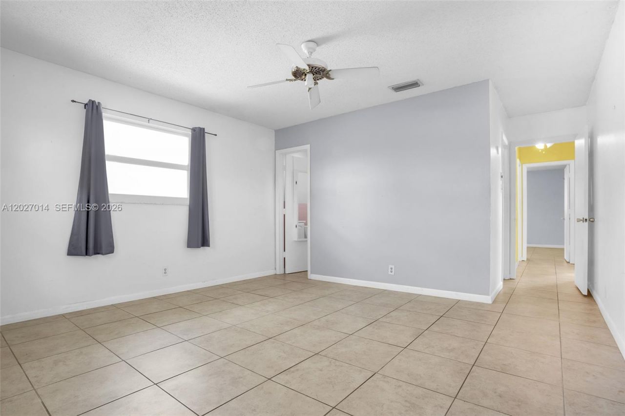 7005 NW 11th Ct , Margate, FL 33063 Photo