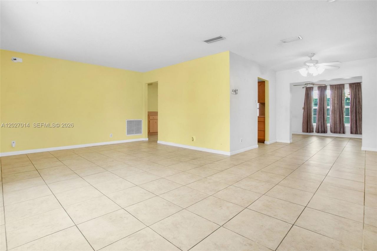 7005 NW 11th Ct , Margate, FL 33063 Photo