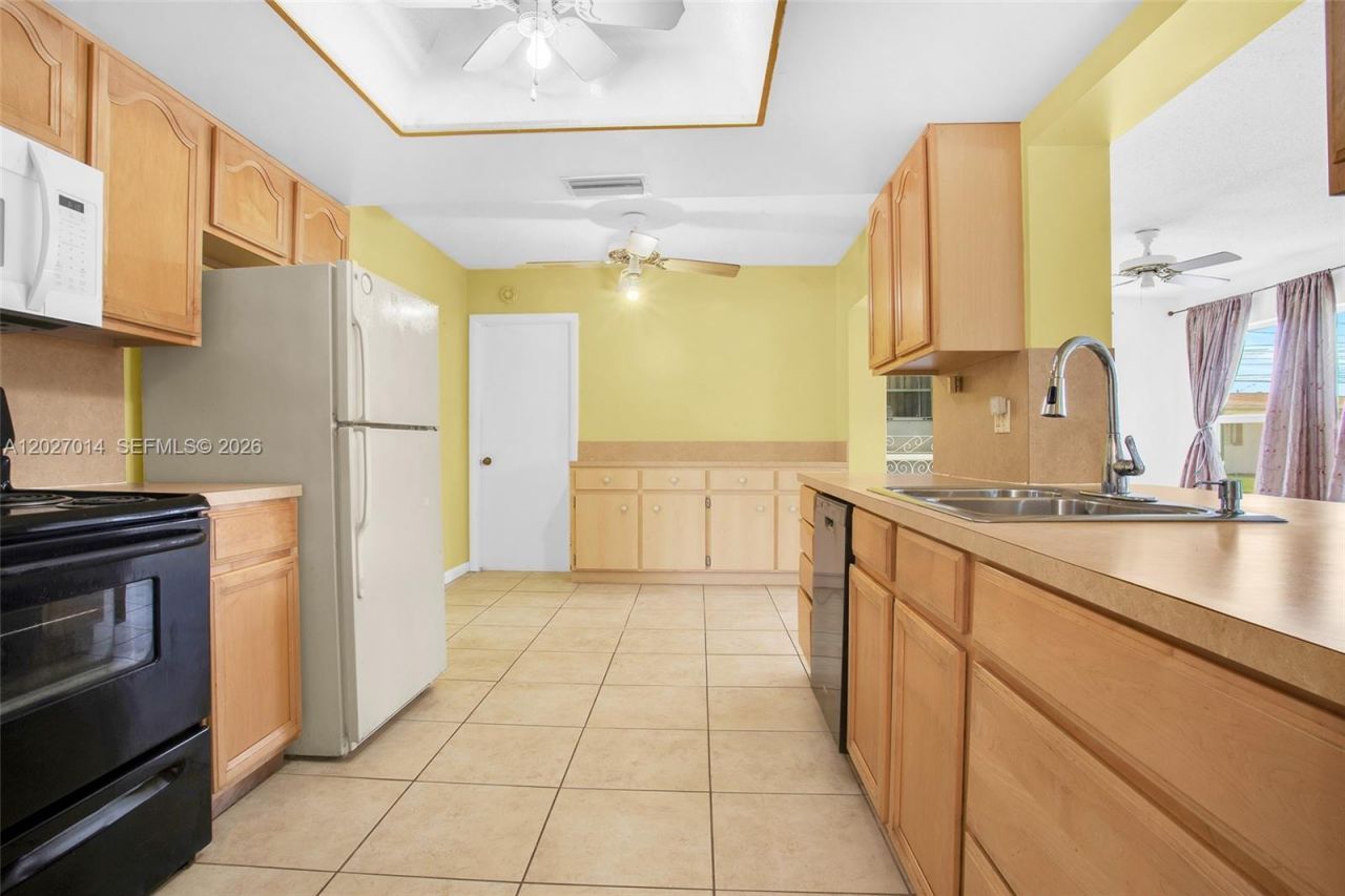 7005 NW 11th Ct , Margate, FL 33063 Photo