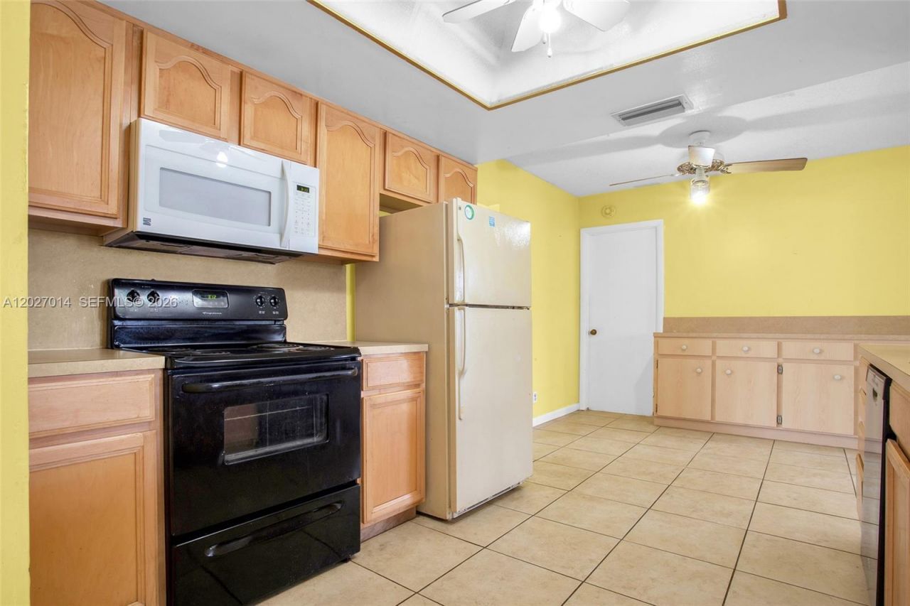 7005 NW 11th Ct , Margate, FL 33063 Photo