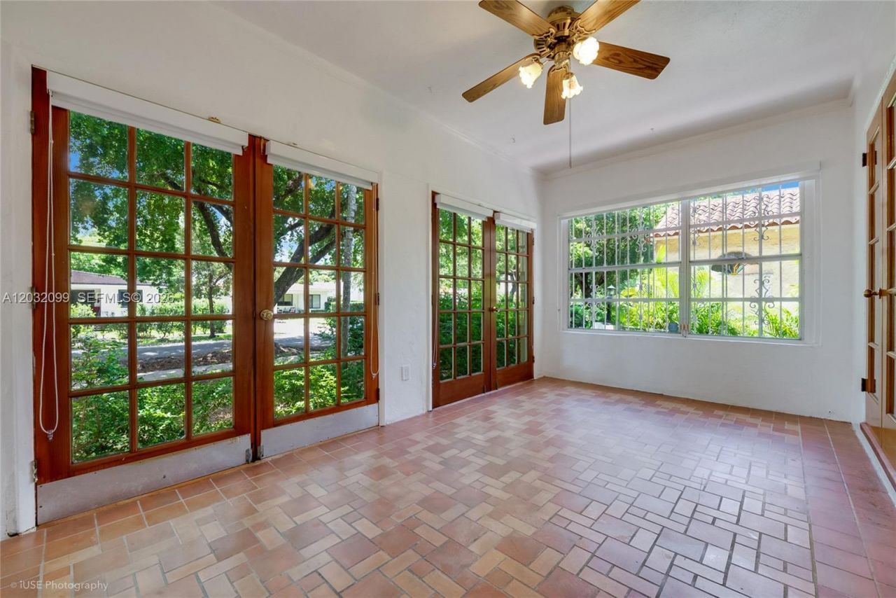 902 Lisbon St, Coral Gables, FL 33134 Photo