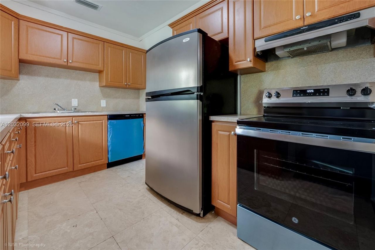 902 Lisbon St, Coral Gables, FL 33134 Photo