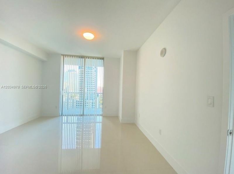 79 SW 12th St , Unit 2303-S, Miami, FL 33130 Photo