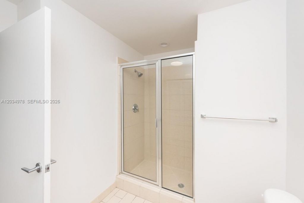 79 SW 12th St , Unit 2303-S, Miami, FL 33130 Photo