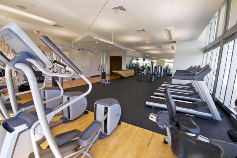 79 SW 12th St , Unit 2303-S, Miami, FL 33130 Photo