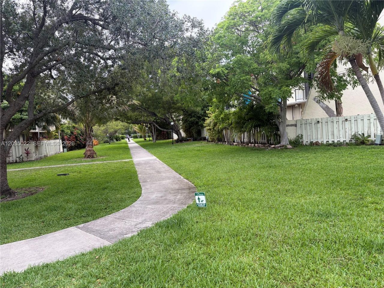 1655 NE 115th St , Unit 29B, Miami, FL 33181 Photo