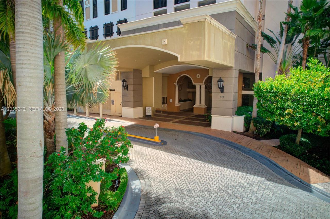 888 S Douglas Rd, Unit 302, Coral Gables, FL 33134 Photo
