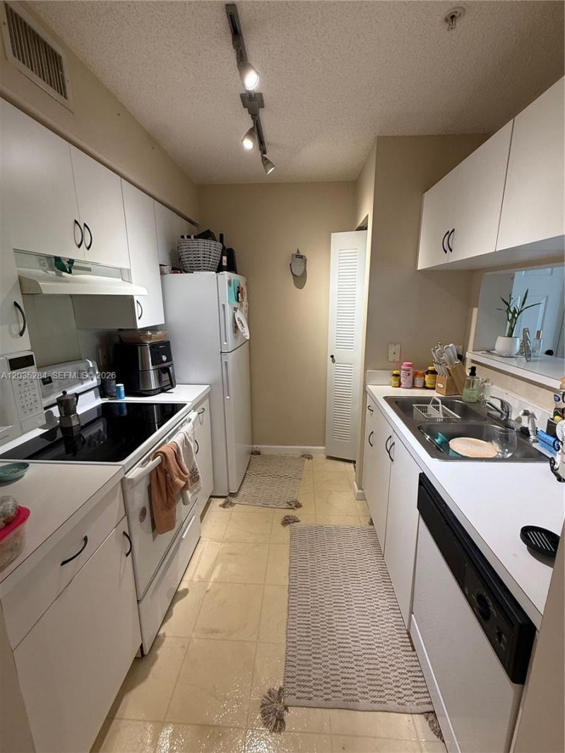 2051 Renaissance Blvd , Unit 308, Miramar, FL 33025 Photo