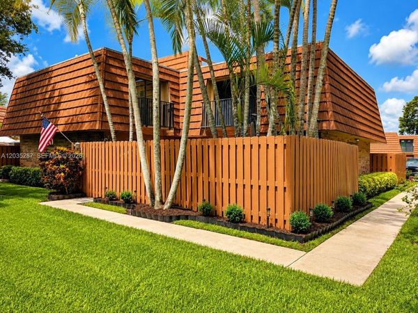 2589 Garden, Unit 2589, Hollywood, FL 33026