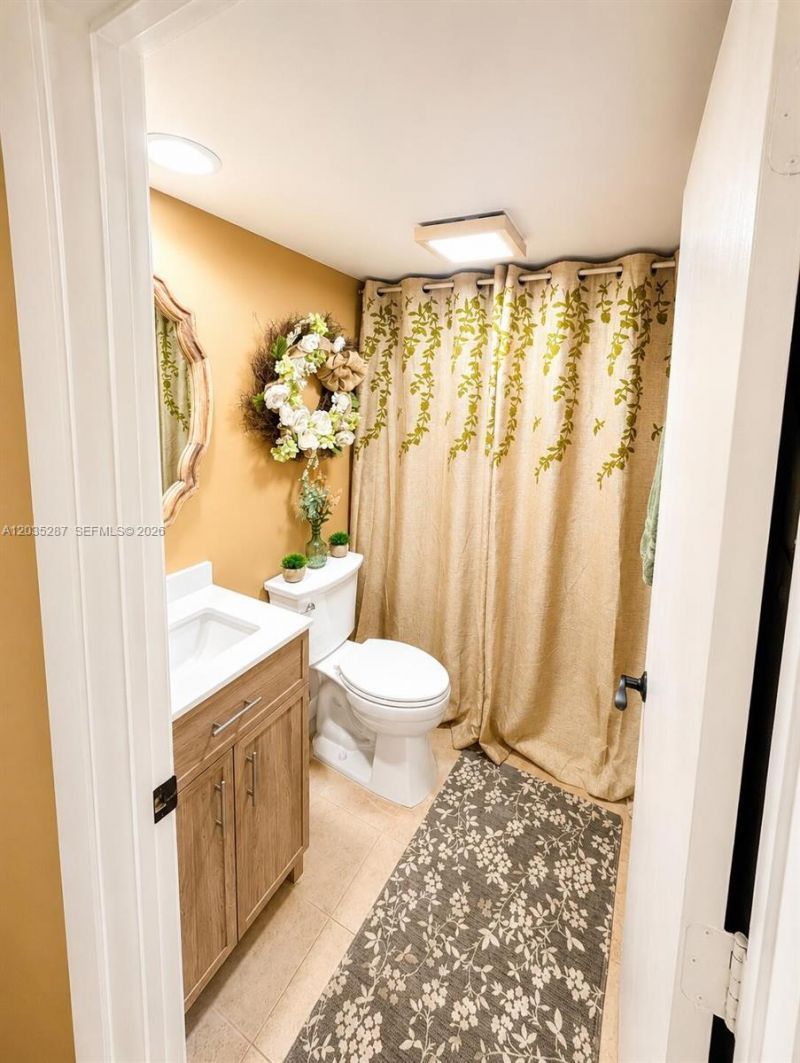 2589 Garden, Unit 2589, Hollywood, FL 33026 Photo