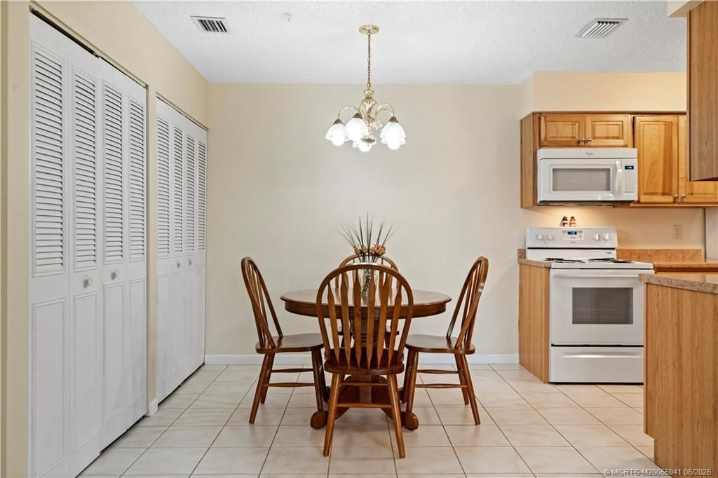 4062 NW Cinnamon Tree Circle, Jensen Beach, FL 34957 Photo