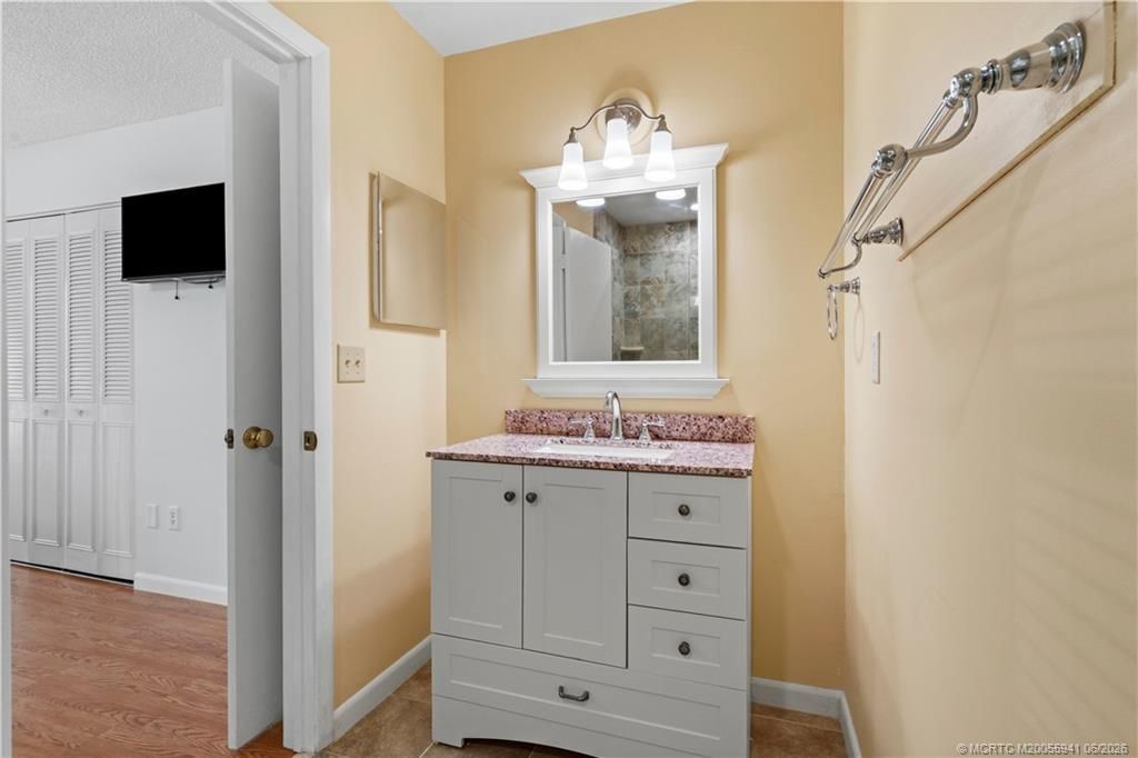 4062 NW Cinnamon Tree Circle, Jensen Beach, FL 34957 Photo