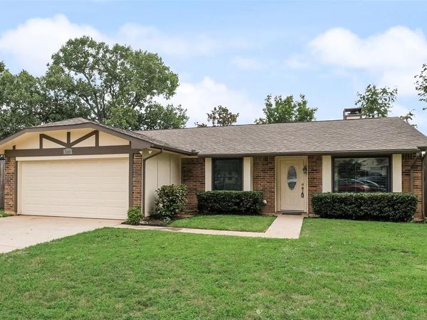 3409 W Sage Court, Bedford, TX 76021
