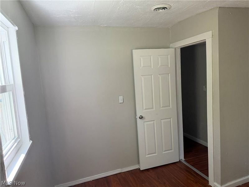 19003 Firwood Road, Cleveland, OH 44110 Photo 11