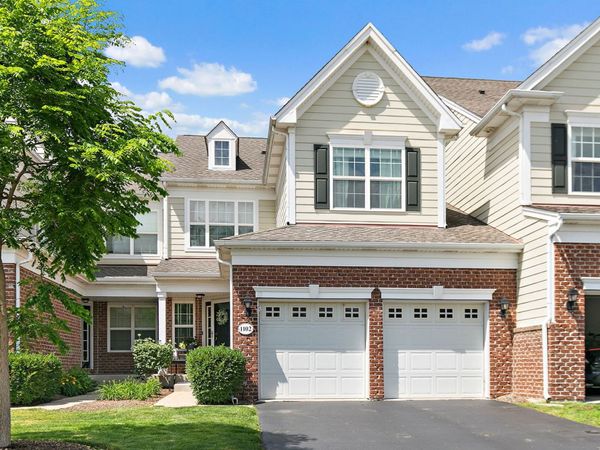 1102 Pine Valley Court , Elgin, IL 60124
