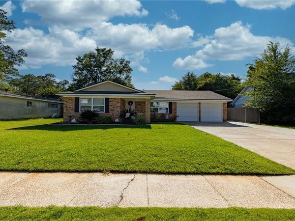 1537 RIDGECREST Drive , Slidell, LA 70458