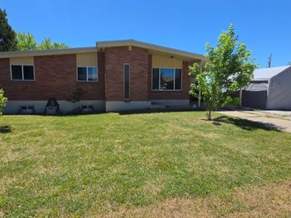1583 W 1920 N, Layton, UT 84041