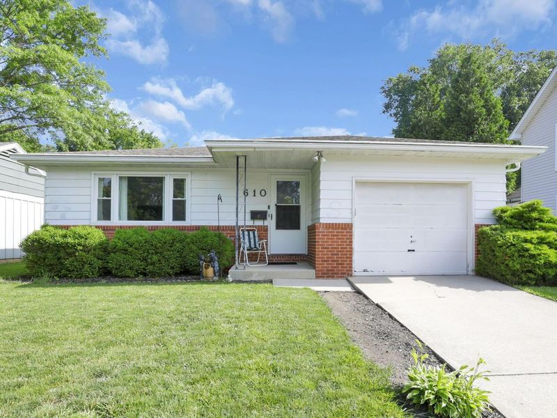610 W 9th Street , Marysville, OH 43040 Photo 1
