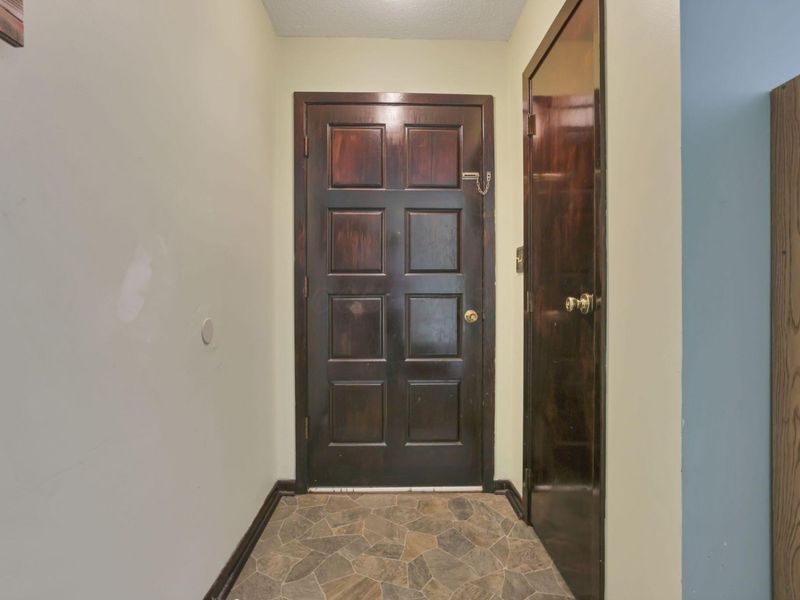 610 W 9th Street , Marysville, OH 43040 Photo 7