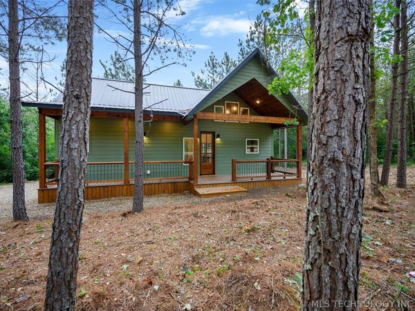 32 Cedar Tree Trail , Broken Bow, OK 74728
